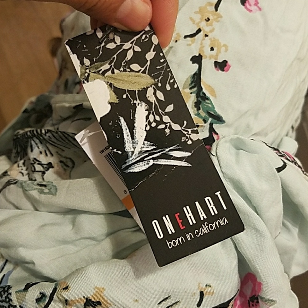 ONEHART DRESS NEW - Picture 3 of 4